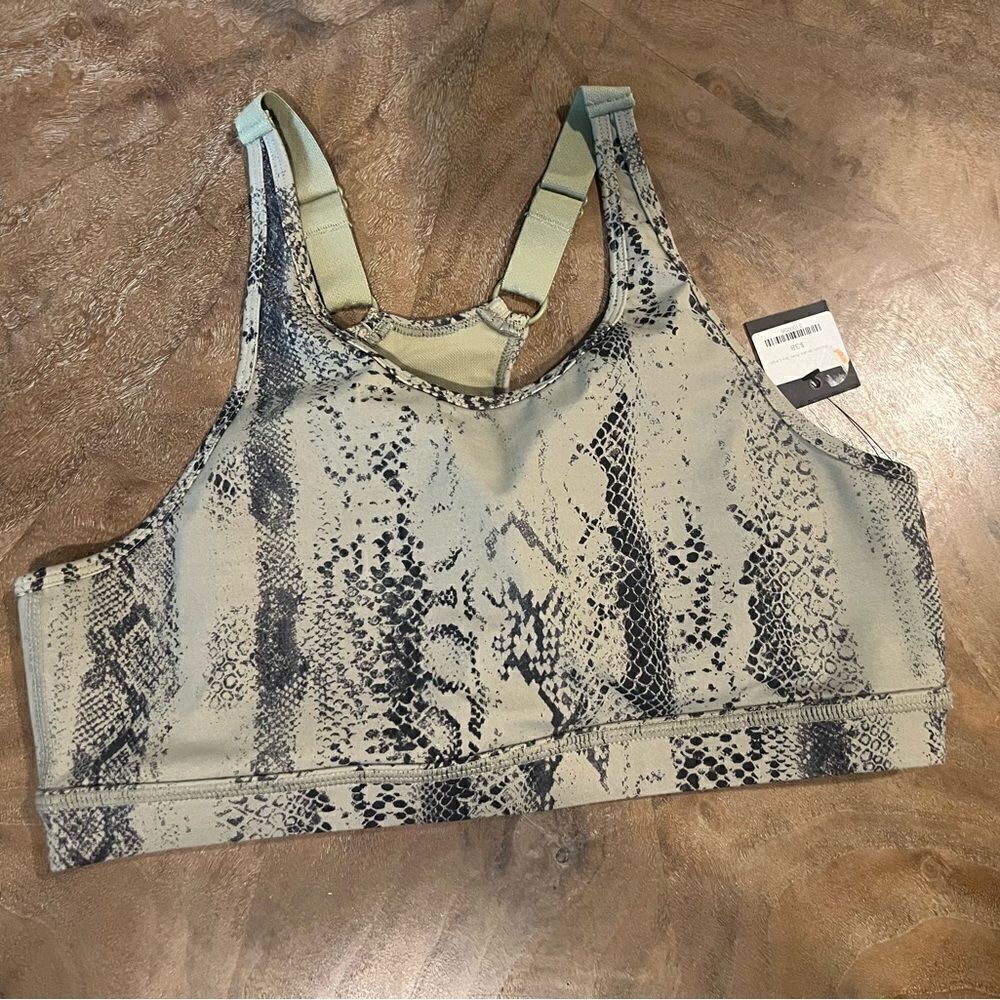 Bare Athletics sports bra size L NWT